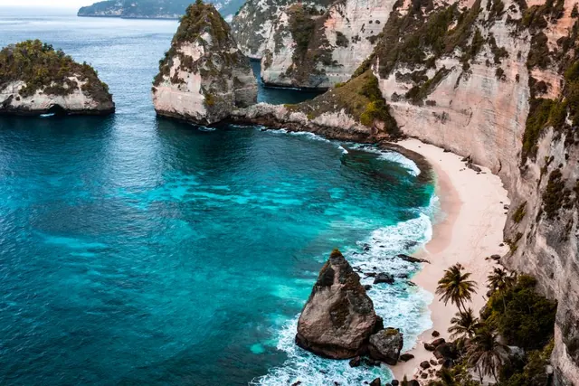 Nusa Penida Island Hopping & Diamond Beach
